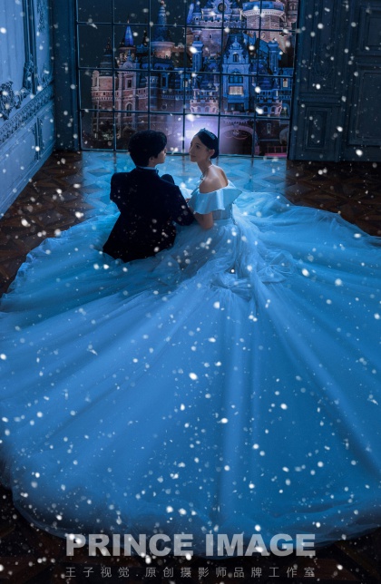 迪士尼公主夜景