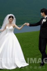 草坪婚纱2